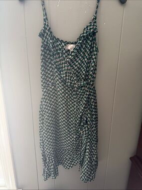 Band of gypsies Floral Wrap Dress